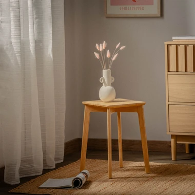 Drevená taburetka PELOTA