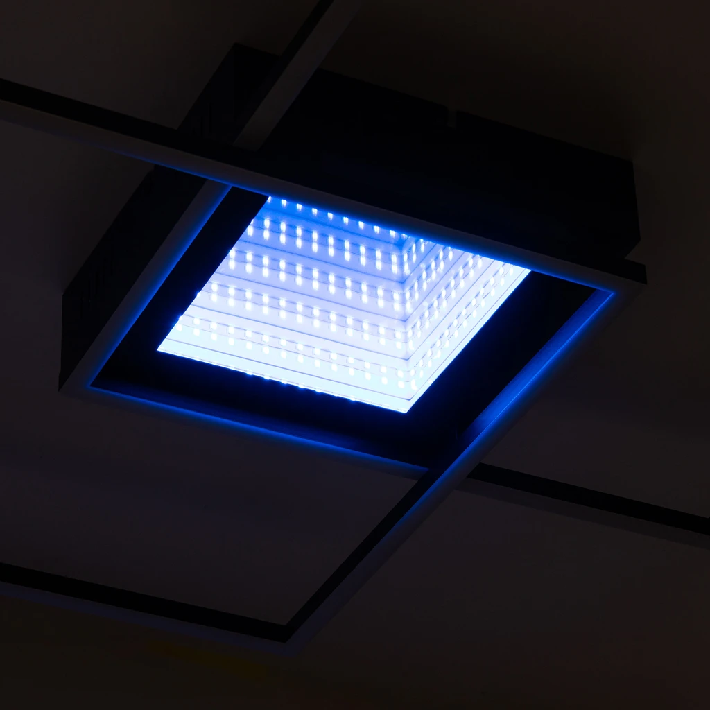 Stropné svietidlo LED RGB čierne LUMI s diaľkovým ovládačom