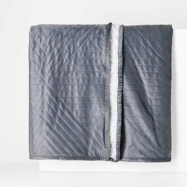 Prehoz na posteľ v tmavosivej farbe CALDO 220x200 cm