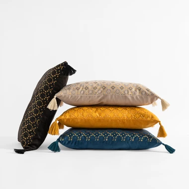 Dekoračná obliečka na vankúš WAYNE čierna 30x50 cm