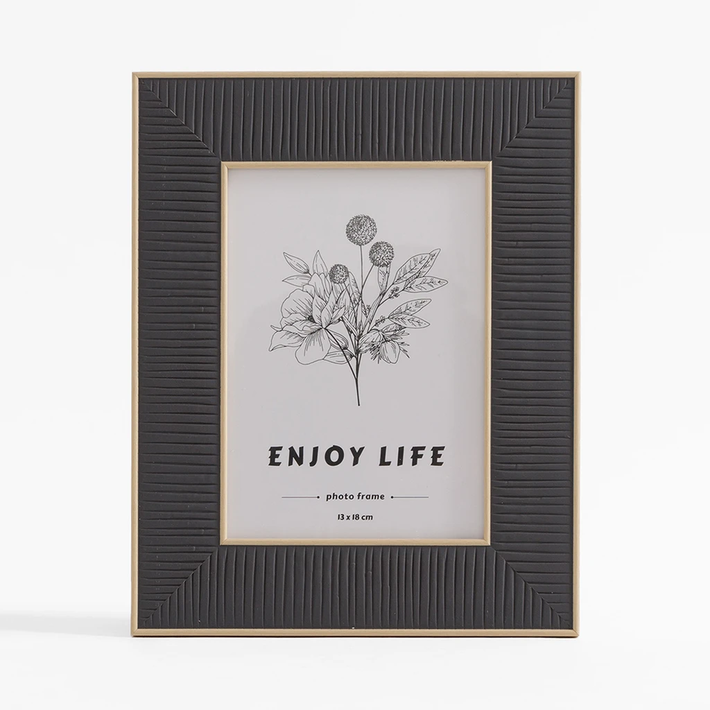 Rám na fotografiu v boho štýle 13x18 cm čierny