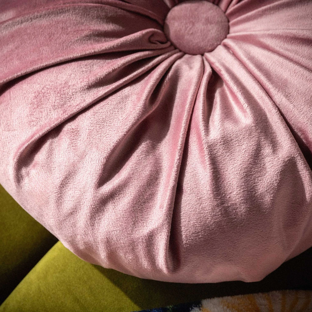 Dekoratívny okrúhly vankúš SELMA ružový 40 cm