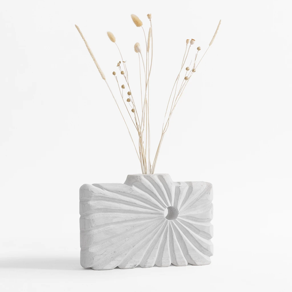 Wazon żłobiony biały 18 cm