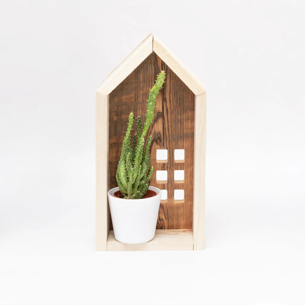 Drevený domček 27 cm