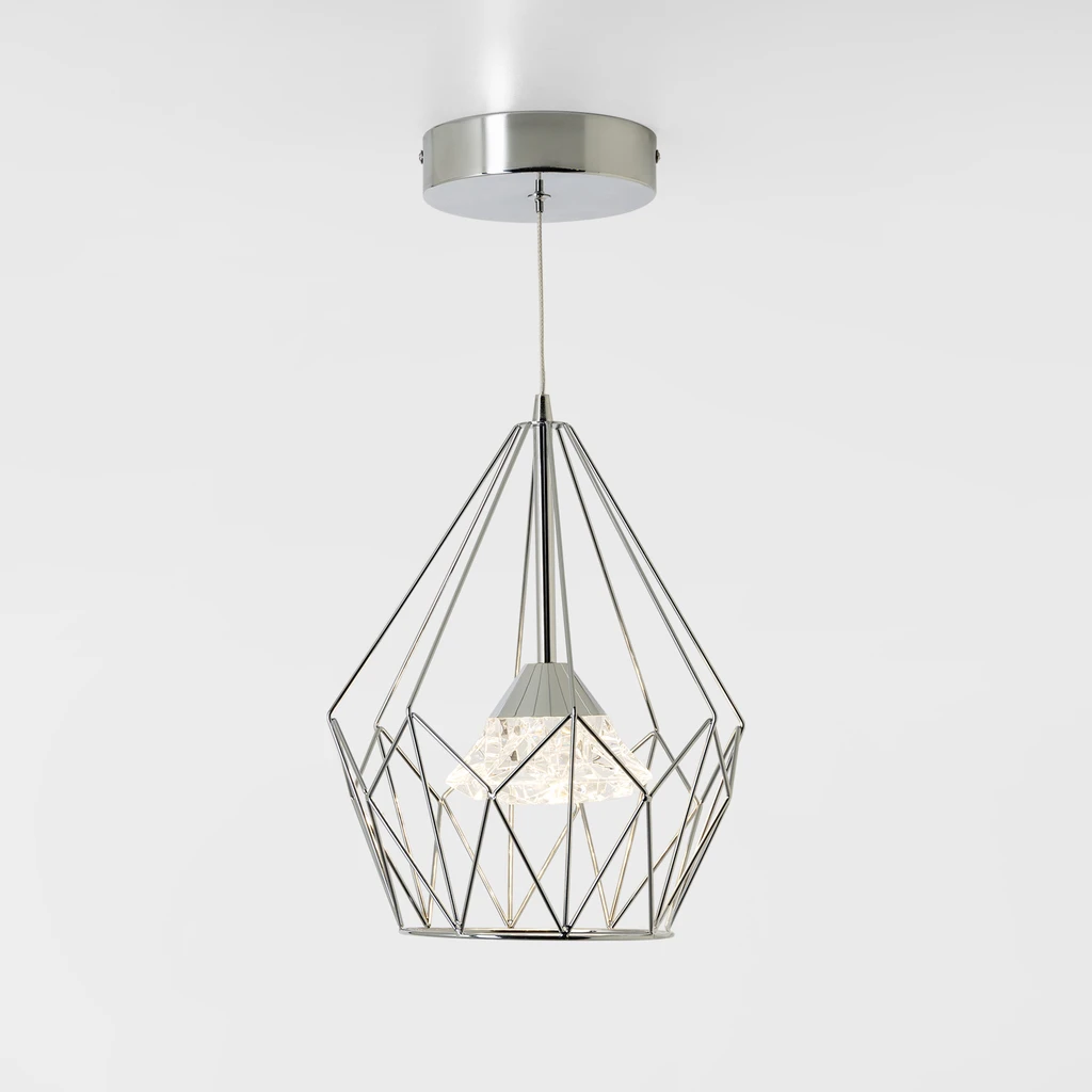 Lampa AMY o chromowanym wykończeniu to połączenie oryginalnego pomysłu i minimalistycznej formy.