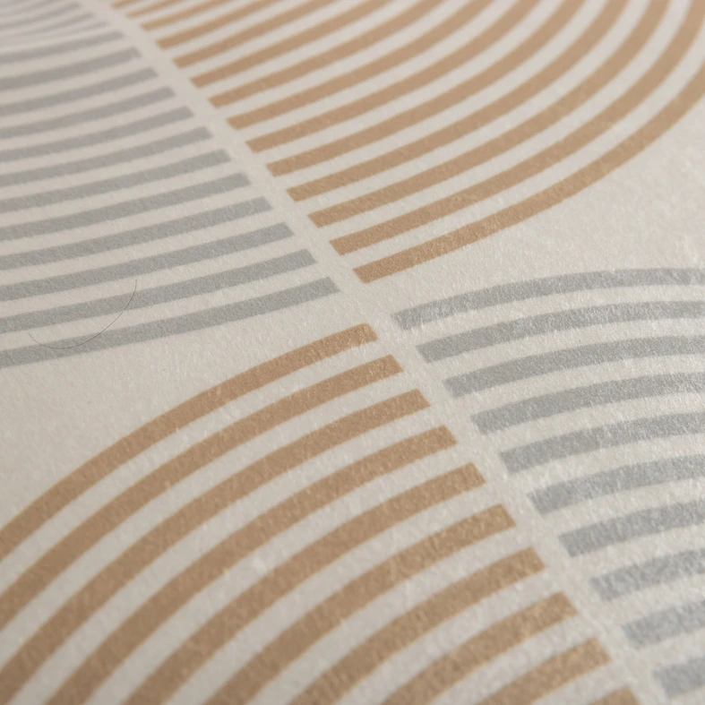 Beżowa poszewka z geometrycznym motywem