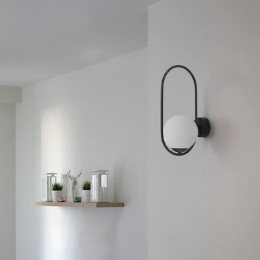 Nástenná lampa PARVA guľa čierna
