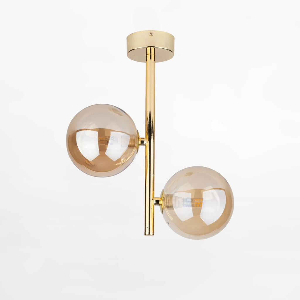 Oprawa lampy ESTERA przystosowana została dla 2 żarówek LED typu G9 o mocy 8W.