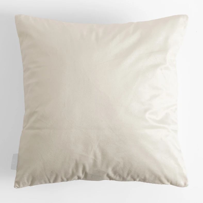 Beżowa poszewka z geometrycznym motywem