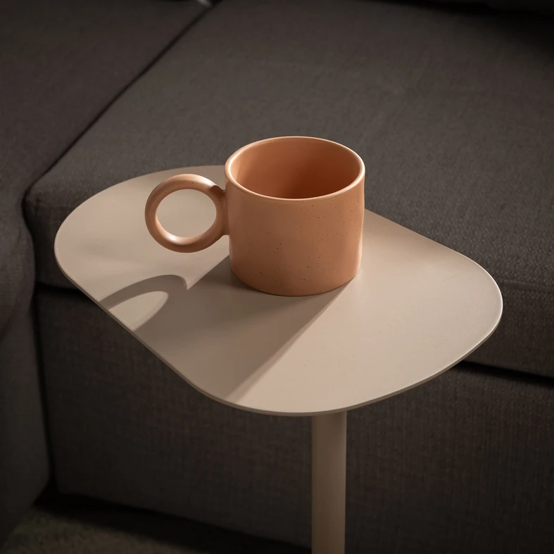 Pomocný stolík v béžovej farbe 35x53 cm