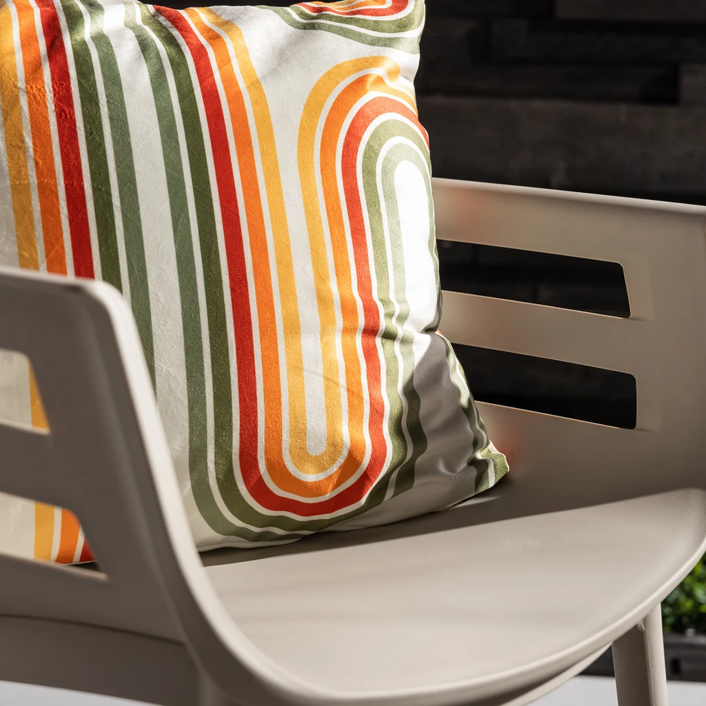 Viacfarebná moderná obliečka na vankúš CINCO 45x45 cm