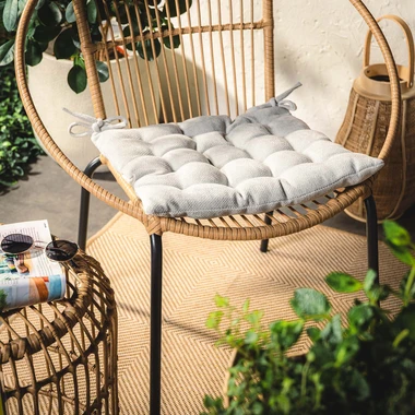 Podsedák na stoličku svetlosivý DALLAS 40x40 cm