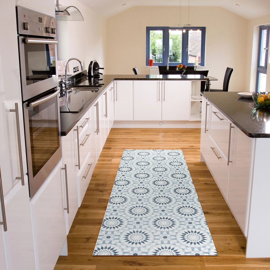 Behúň do kuchyne, vzor rozeta sivo-tmavomodrá 67x200 cm