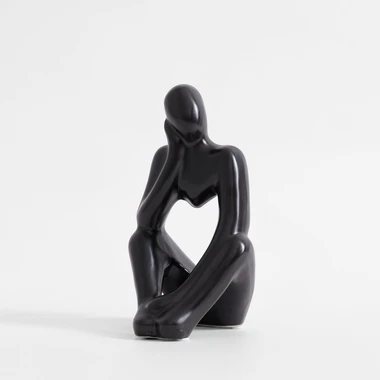 Dekoratívna figúrka v čiernej farbe MYSLIACI ČLOVEK 19 cm