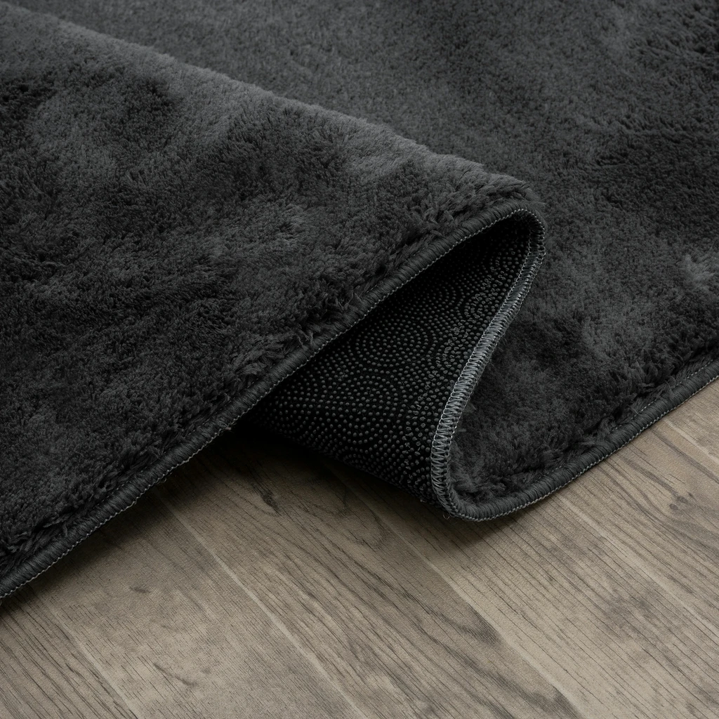 Antracitový koberec PULY 80x150 cm