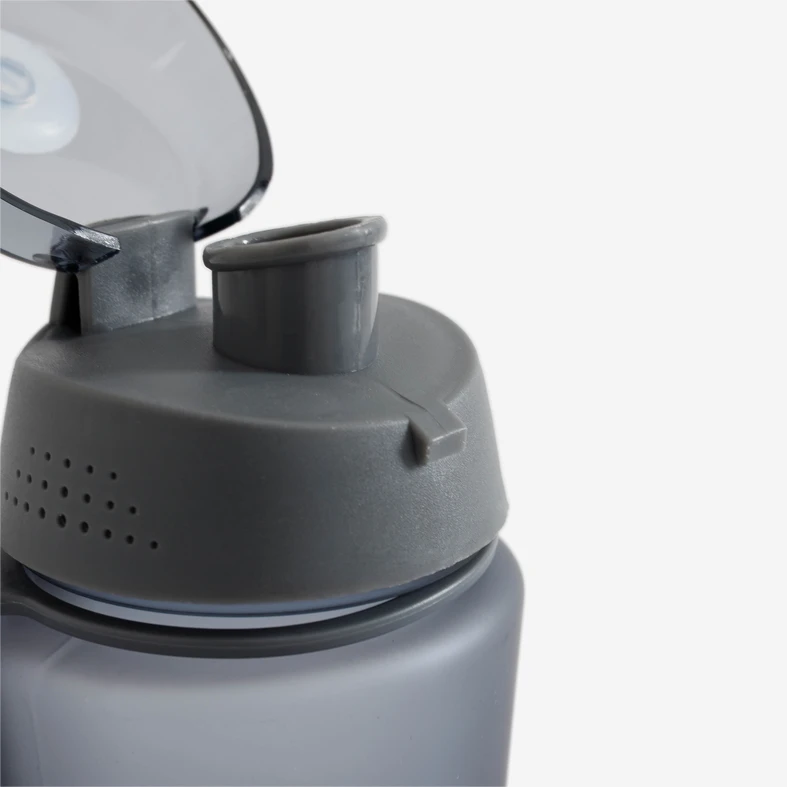 Kolorowy bidon z tworzywa