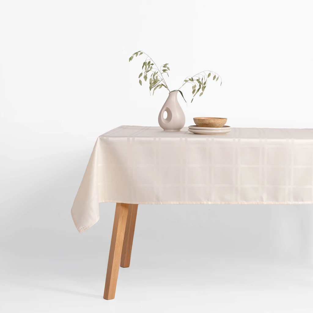 Krémový žakárový obrus kockovaný CASCADE 110x160 cm