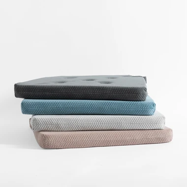 Podsedák na stoličku svetlosivý LUPPA 40x40 cm