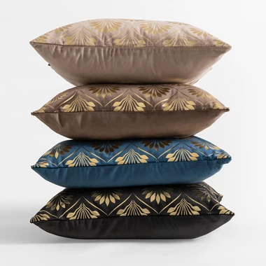 Dekoračná obliečka na vankúš v hnedej farbe DEKAR 45x45 cm