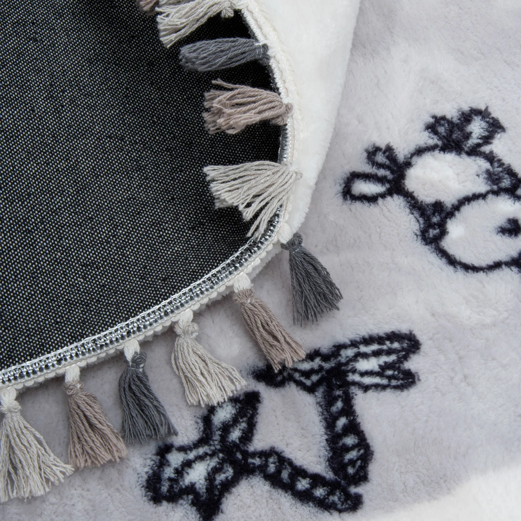 Okrúhly koberec žirafy MUUM 120 cm