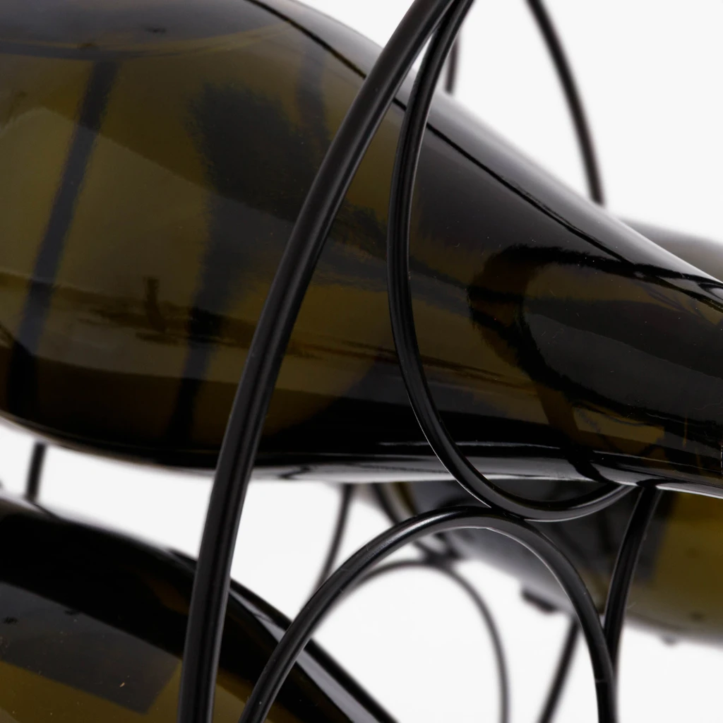 Czarny metalowy stojak na wino