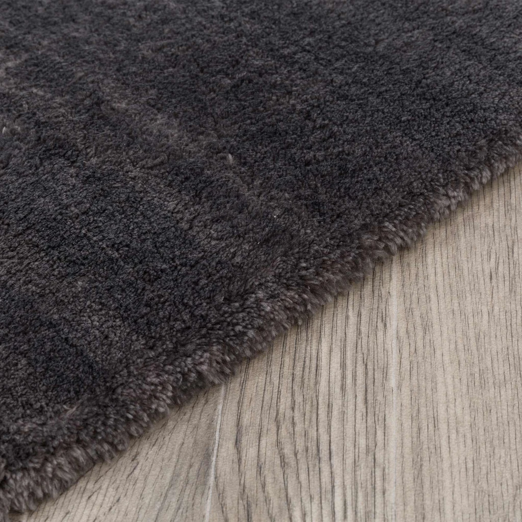 Koberec sivý kožušinka SITE 60 x 100 cm