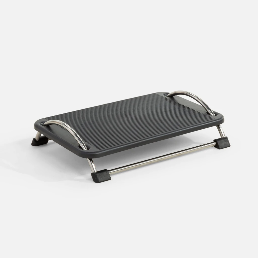 Ujęcie podnóżka z boku.