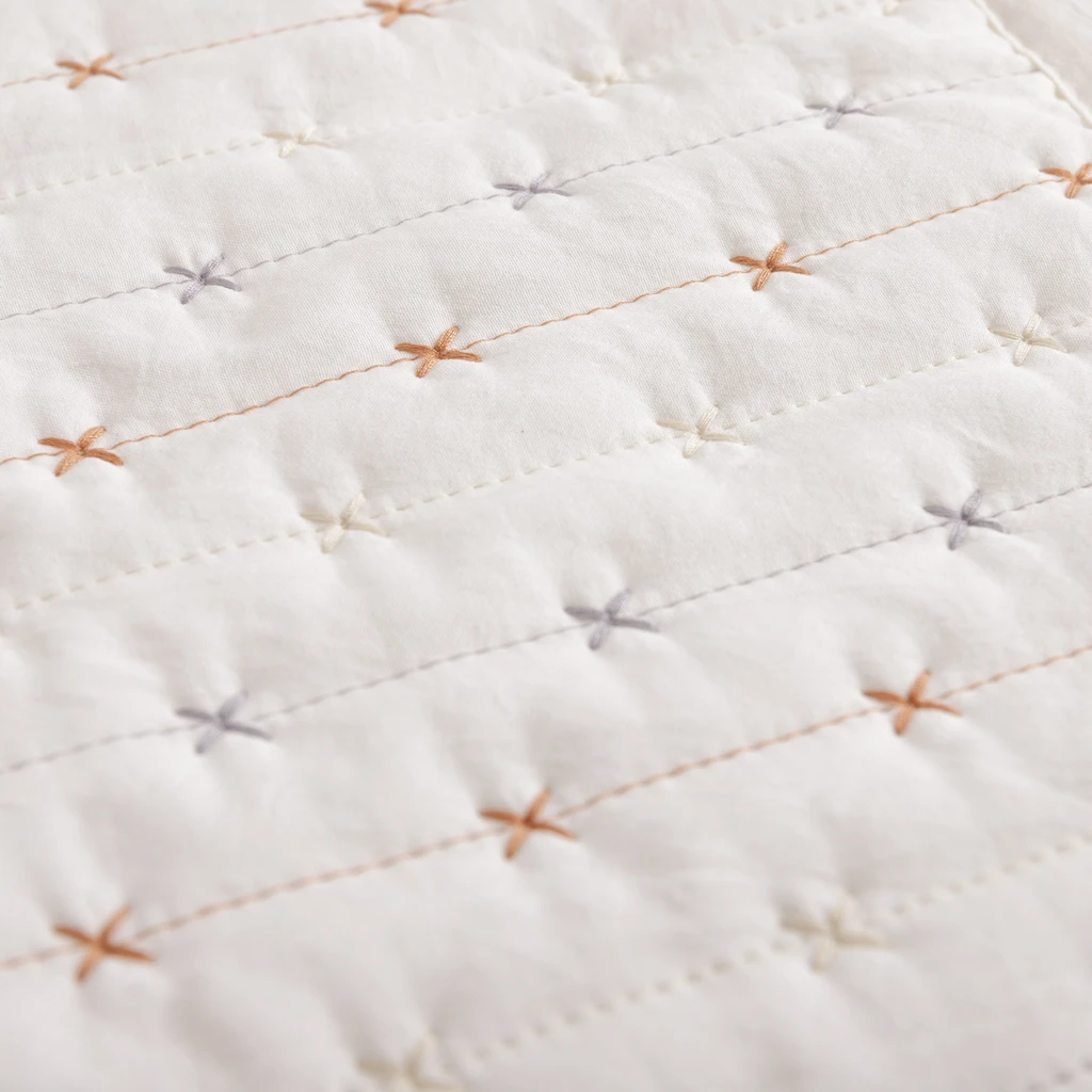 Prehoz na posteľ v krémovej farbe VANILLA CROSS 180x200 cm