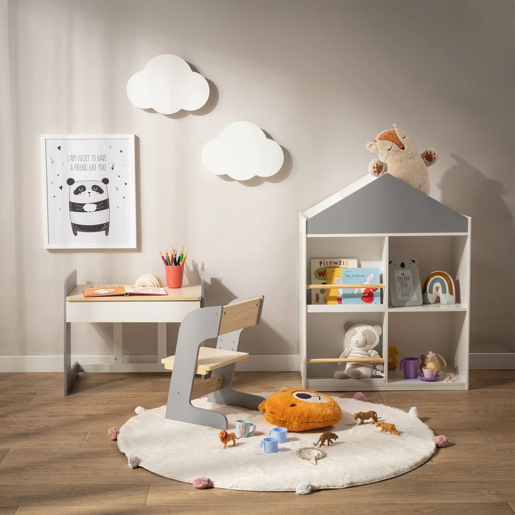 Okrúhly koberec s brmbolcami vo farbe slonovinovej kosti 120 cm