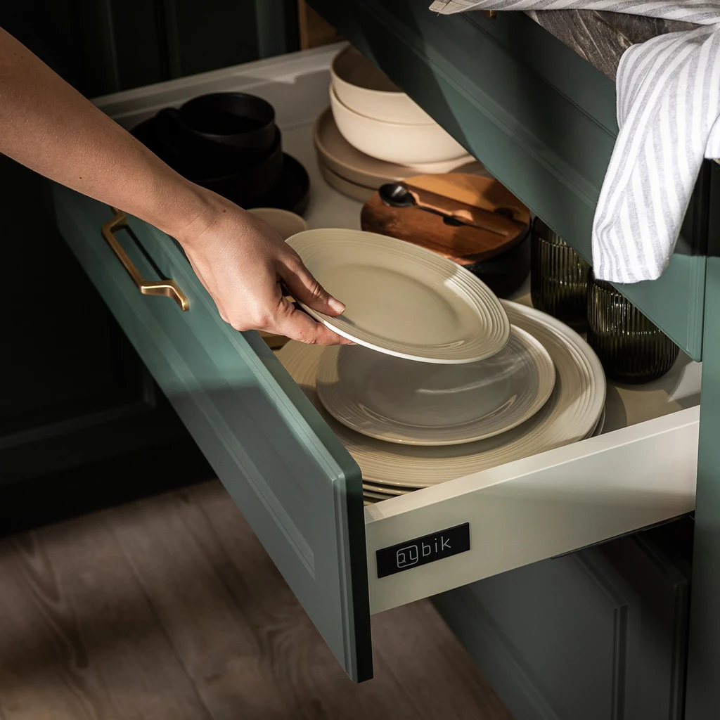 Jedálenská súprava LINES 16 kusov