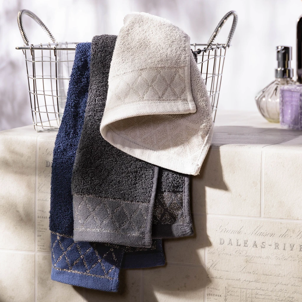 Bavlnený uterák krémový LAYLA 50x90 cm