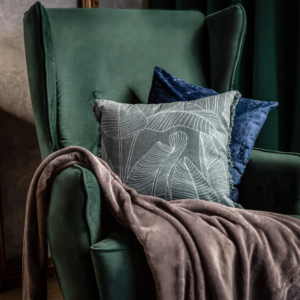 Ozdobná obliečka na vankúš so vzorom listov zelená SESIL 45x45 cm