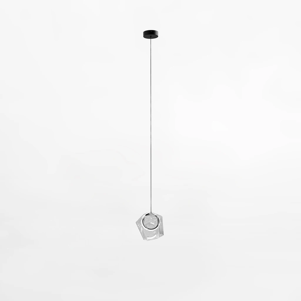 Lampa posiada wbudowany w oprawę LED o mocy 6W i strumieniu świetlnym 134 lumeny.