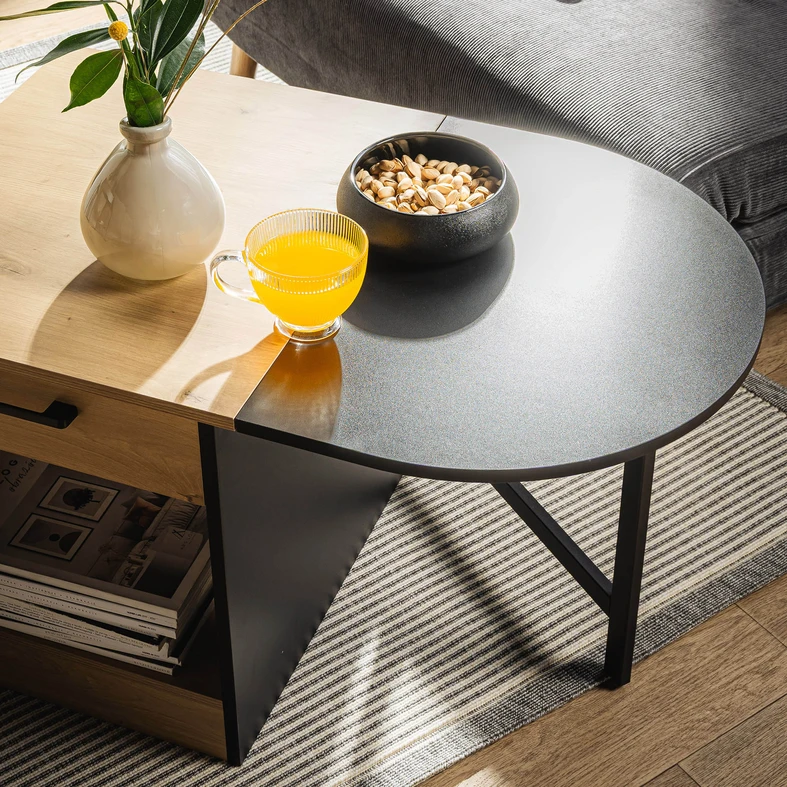 Miska okrągła czarna o pojemności 900 ml.