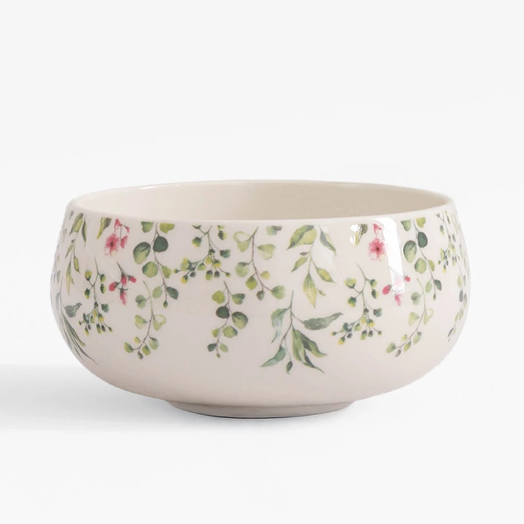 Biała miska z porcelany z kolorowym roślinnym wzorem