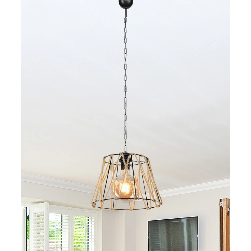 EVREN wprowadzi przytulny klimat, który w zależności od wystroju wnętrza wprowadzi naturalność lub egzotykę. Na szczególną uwagę zasługuje jutowy materiał, który został wykorzystany przy wykonaniu abażuru. Wiązany wokół metalowego stelaża zwraca uwagę