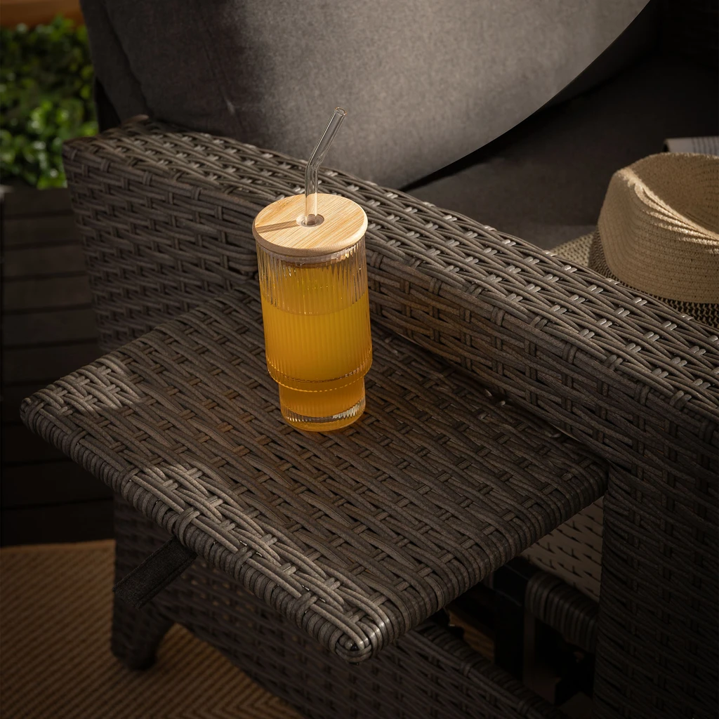 Drážkovaný pohár s bambusovým viečkom a slamkou 320 ml