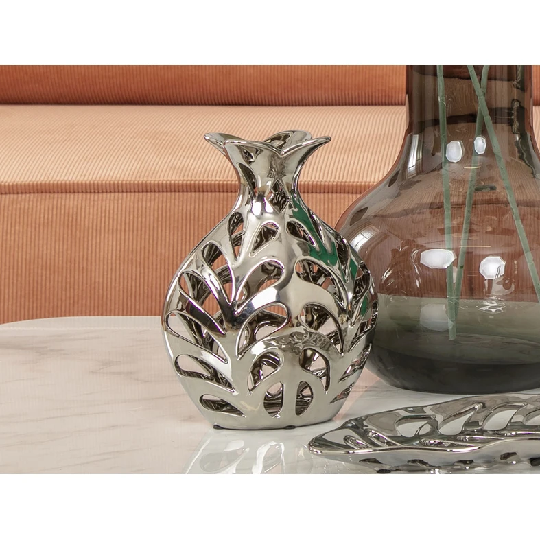 Ozdobná strieborná váza s otvormi 28 cm