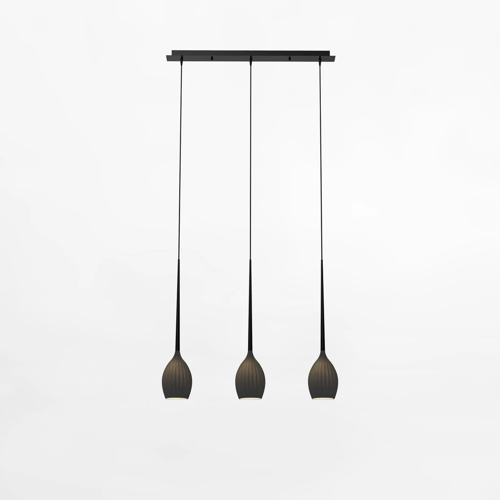 FIORE posiada oprawę przeznaczoną dla 3 żarówek typu E14 o mocy 40W.