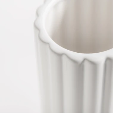 Biela váza 19 cm