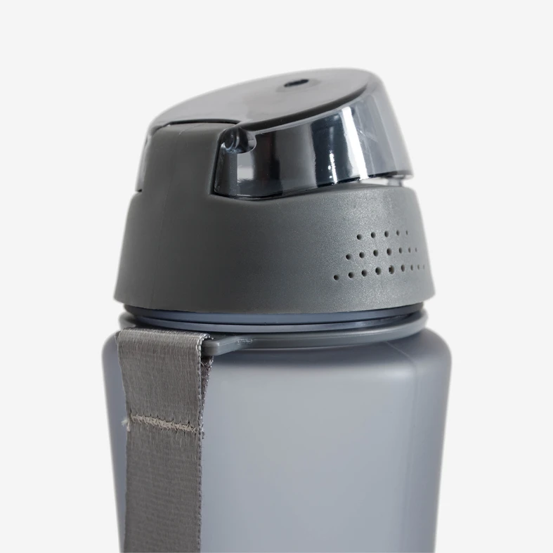 Kolorowy bidon z tworzywa