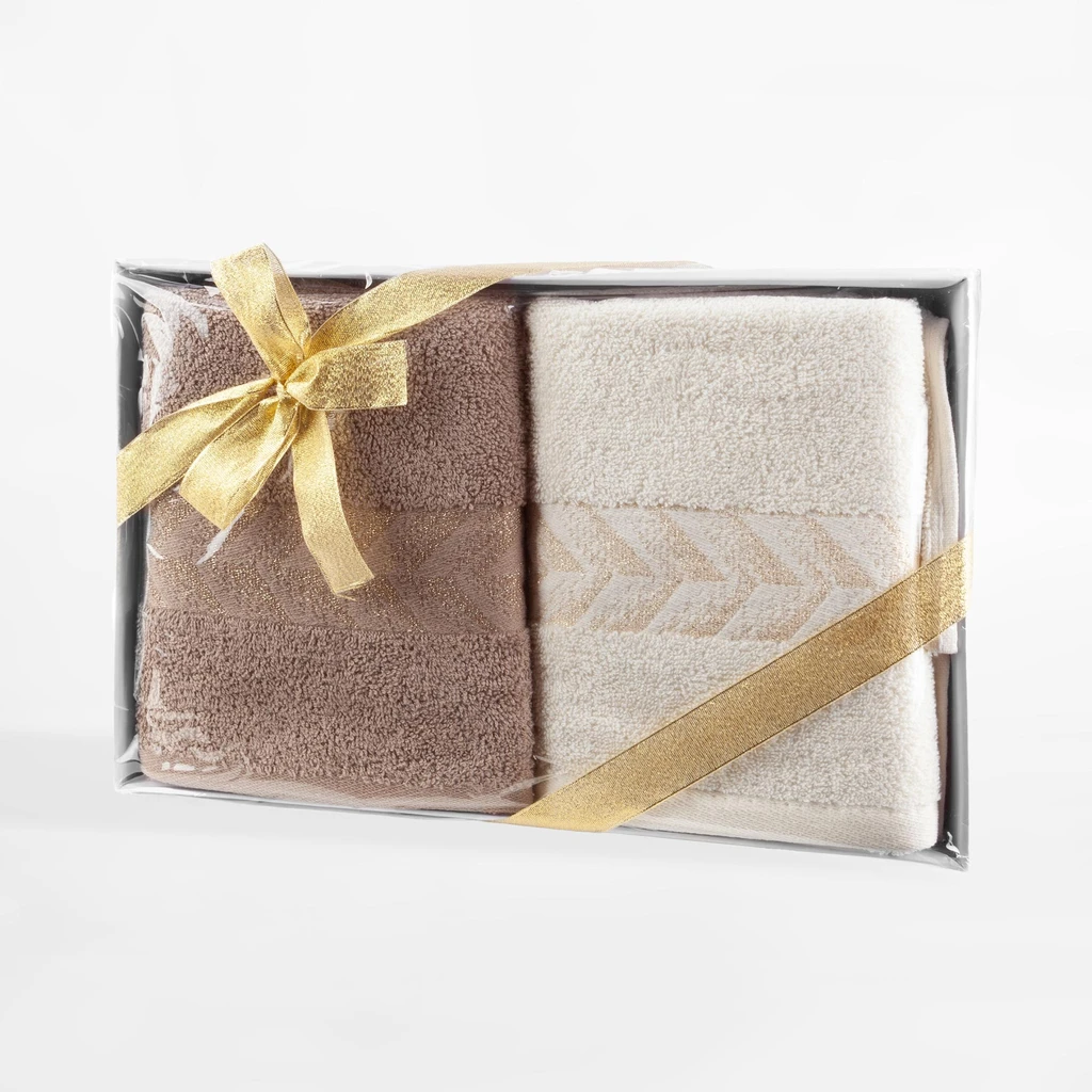 Kremowy i beżowy ręcznik bawełniany ze złotą bordiurą w komplecie