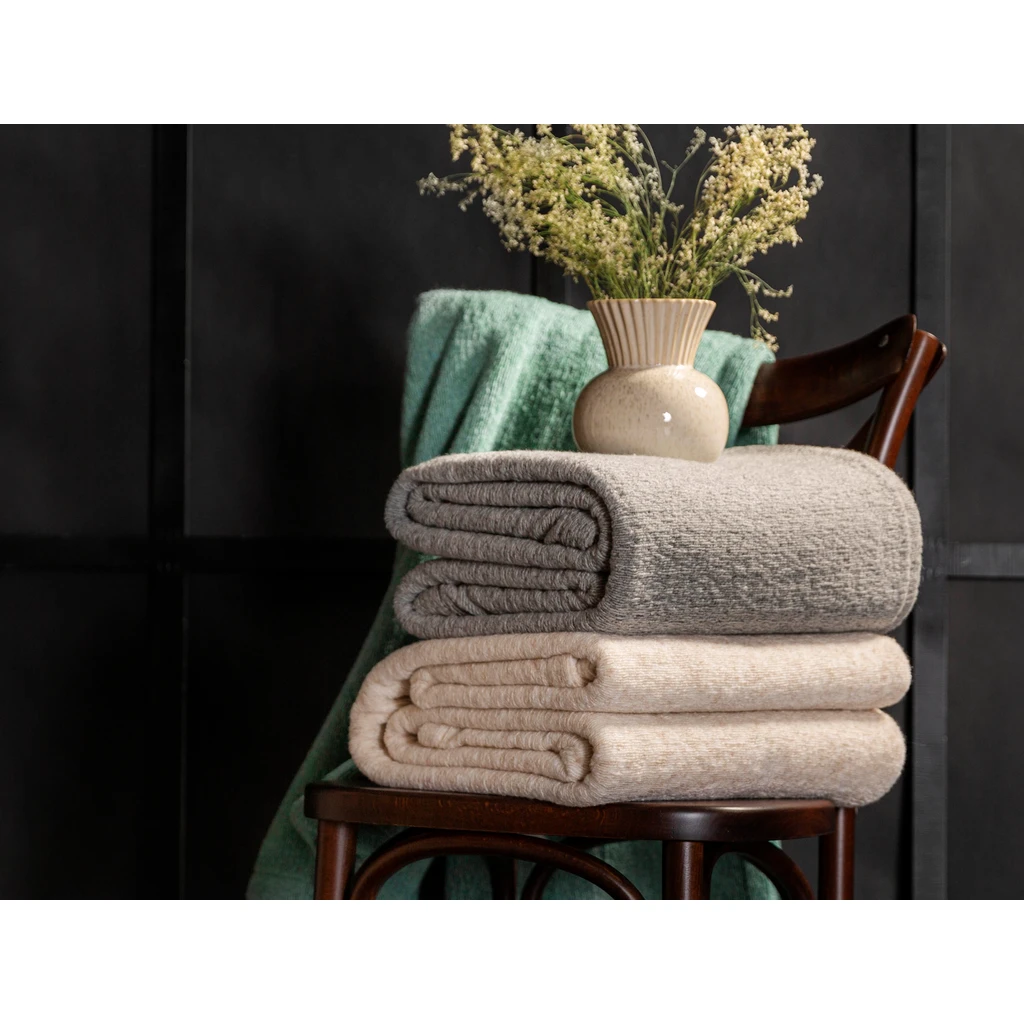 Deka šedá NEW MOODY 150x200 cm