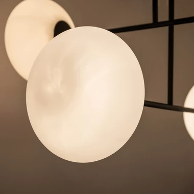 Stropné svietidlo v čiernej farbe 4 oválne tienidlá MILO 60x60 cm