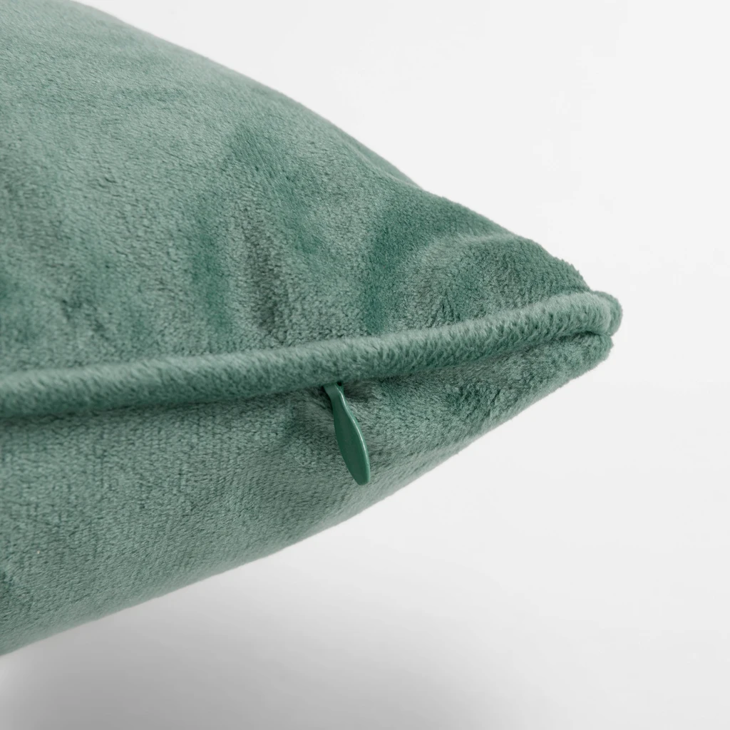 Welurowa poszewka zielona w kwiaty