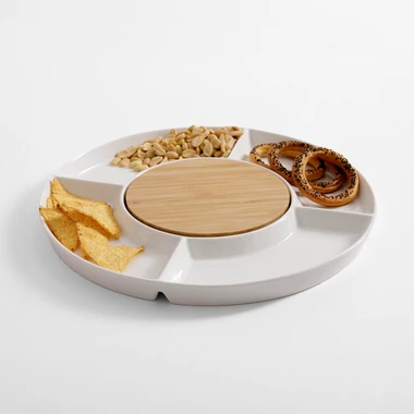 Servírovací tanier s bambusovou doskou