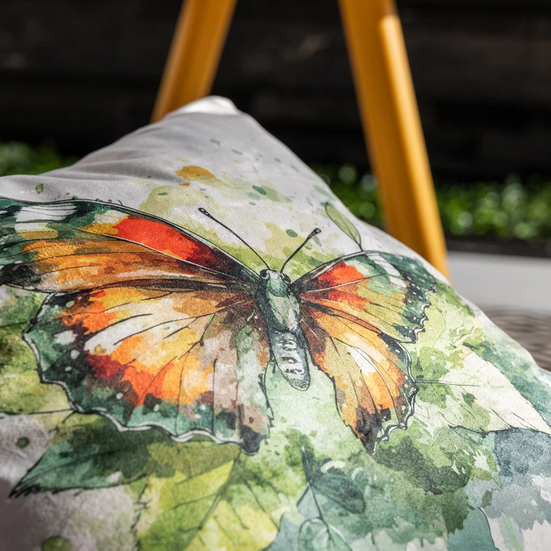 Dekoračná obliečka na vankúš MOTÝĽ bielej farby OLIVE 45x45 cm