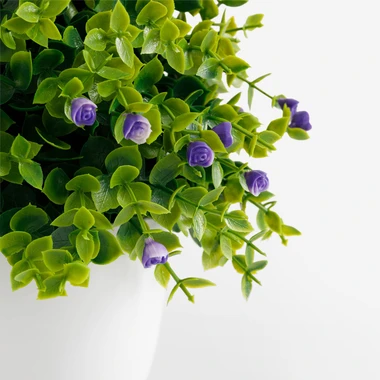 Umelý kvet v bielom kvetináči 30 cm zelená