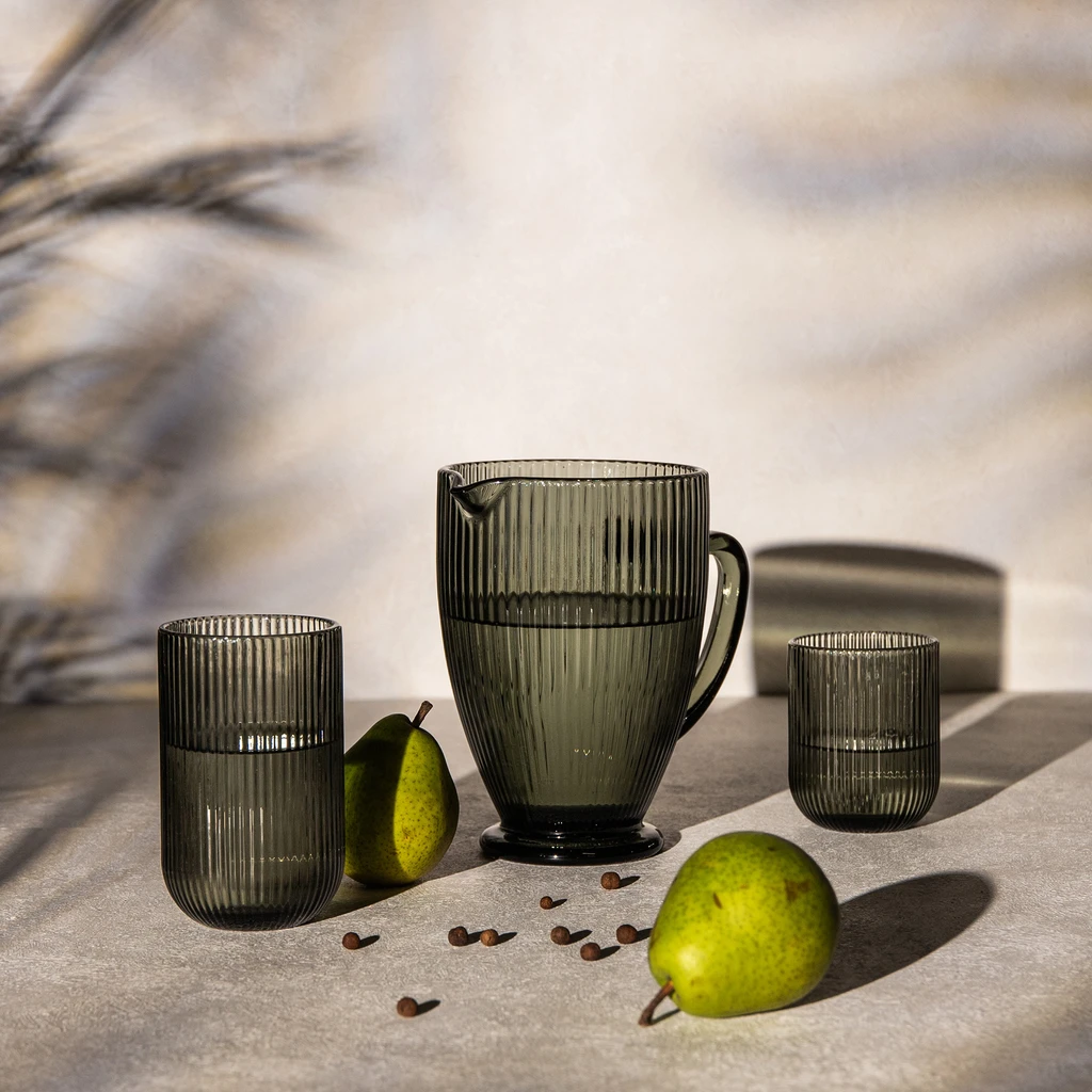 Nízky vrúbkovaný pohár 250 ml