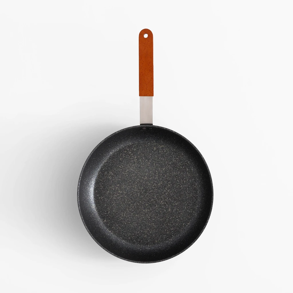 Aluminiowa patelnia na gaz i indukcję